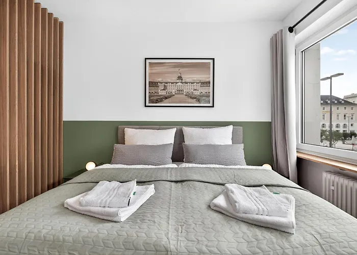 Pyramidenblick * Karlsruhe